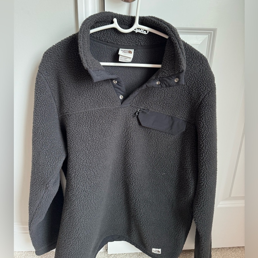 North Face Men’s Fleece Quarter-Zip Pullover